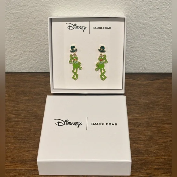 BaubleBar Green and Black Earrings - Picture 1 of 3